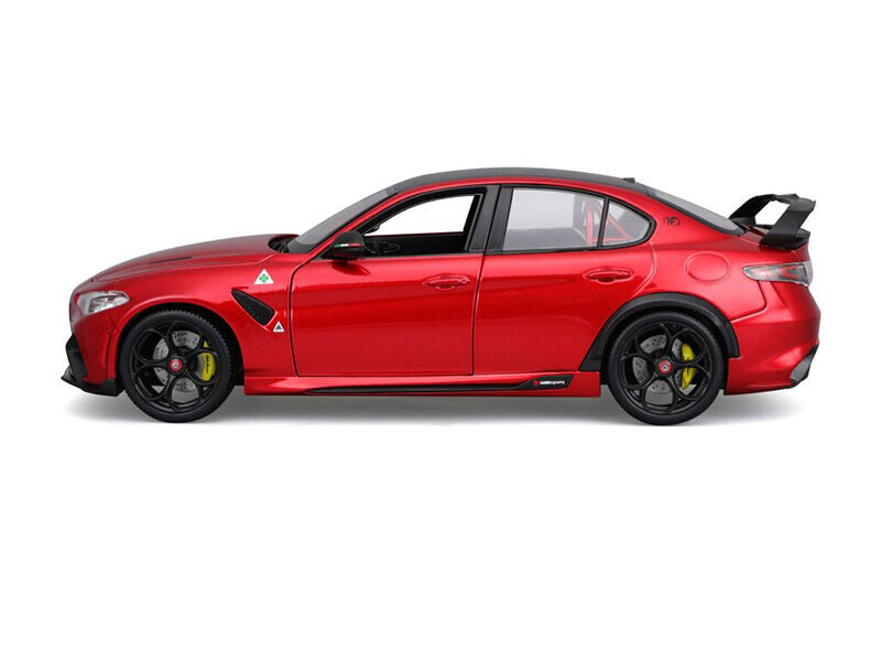 Bburago Alfa Romeo Giulia GTA 1:18 